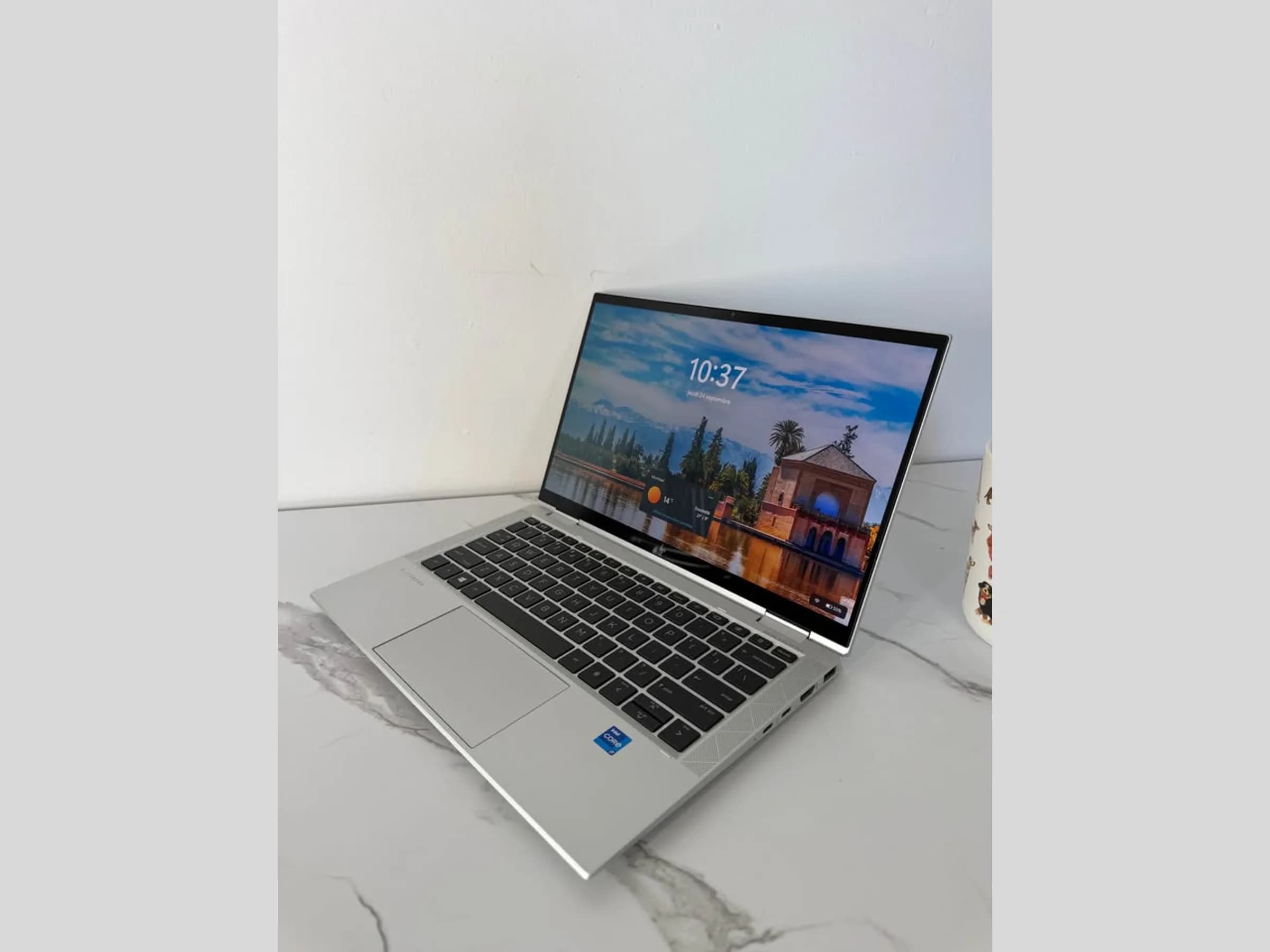 HP EliteBook x360 1030 G8