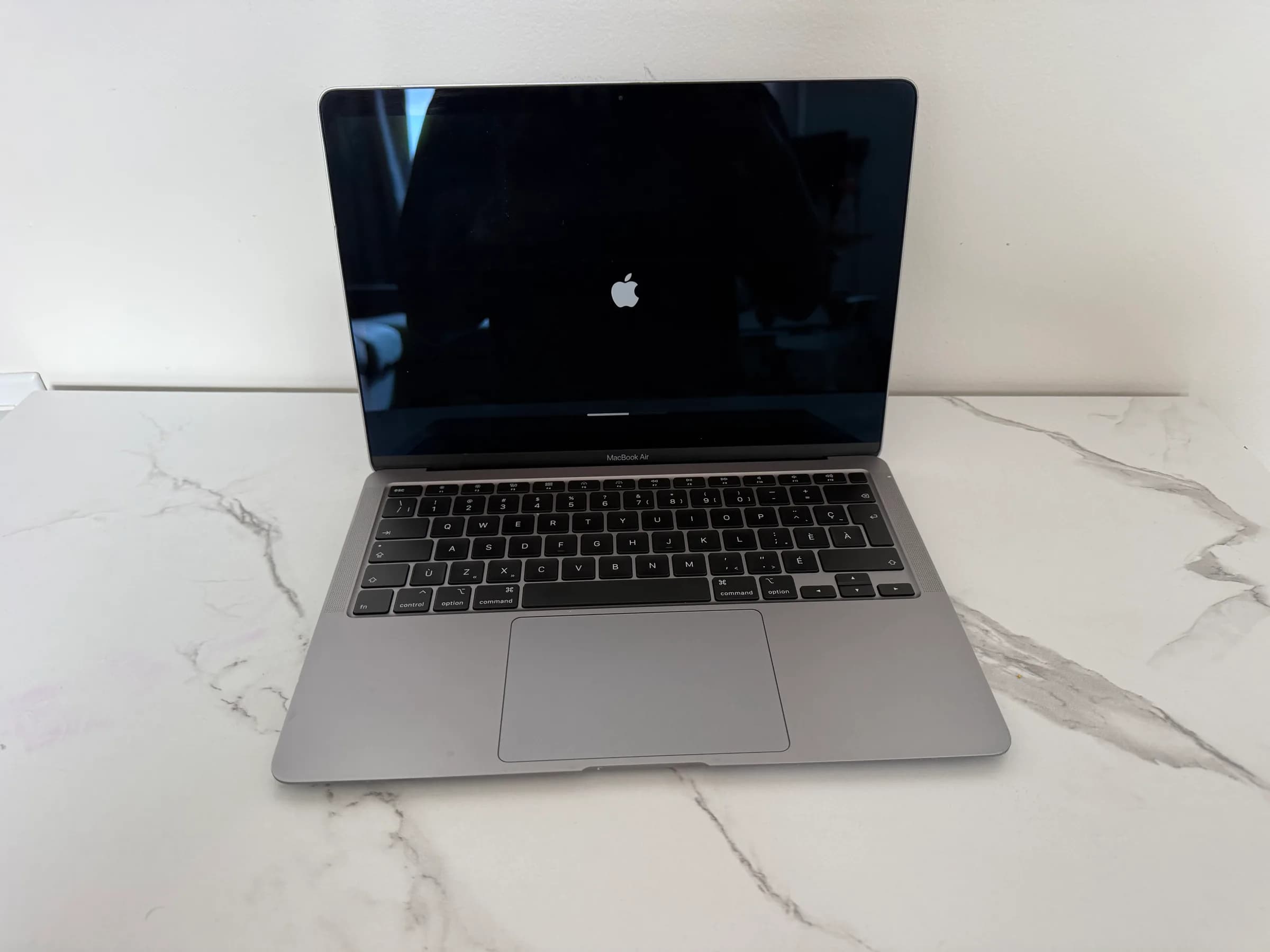 Apple MacBook Air 2020 (A2179)