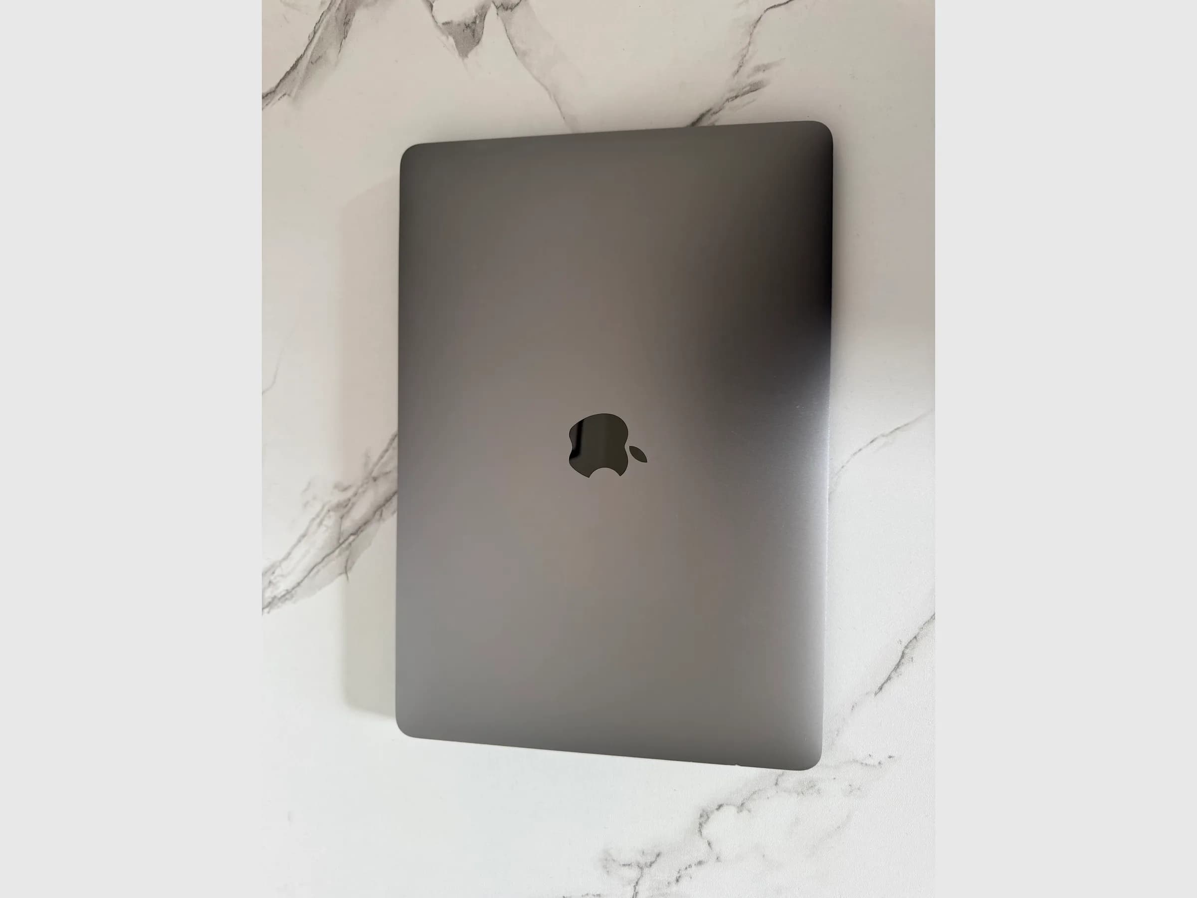 Apple MacBook Air 2020 (A2179)
